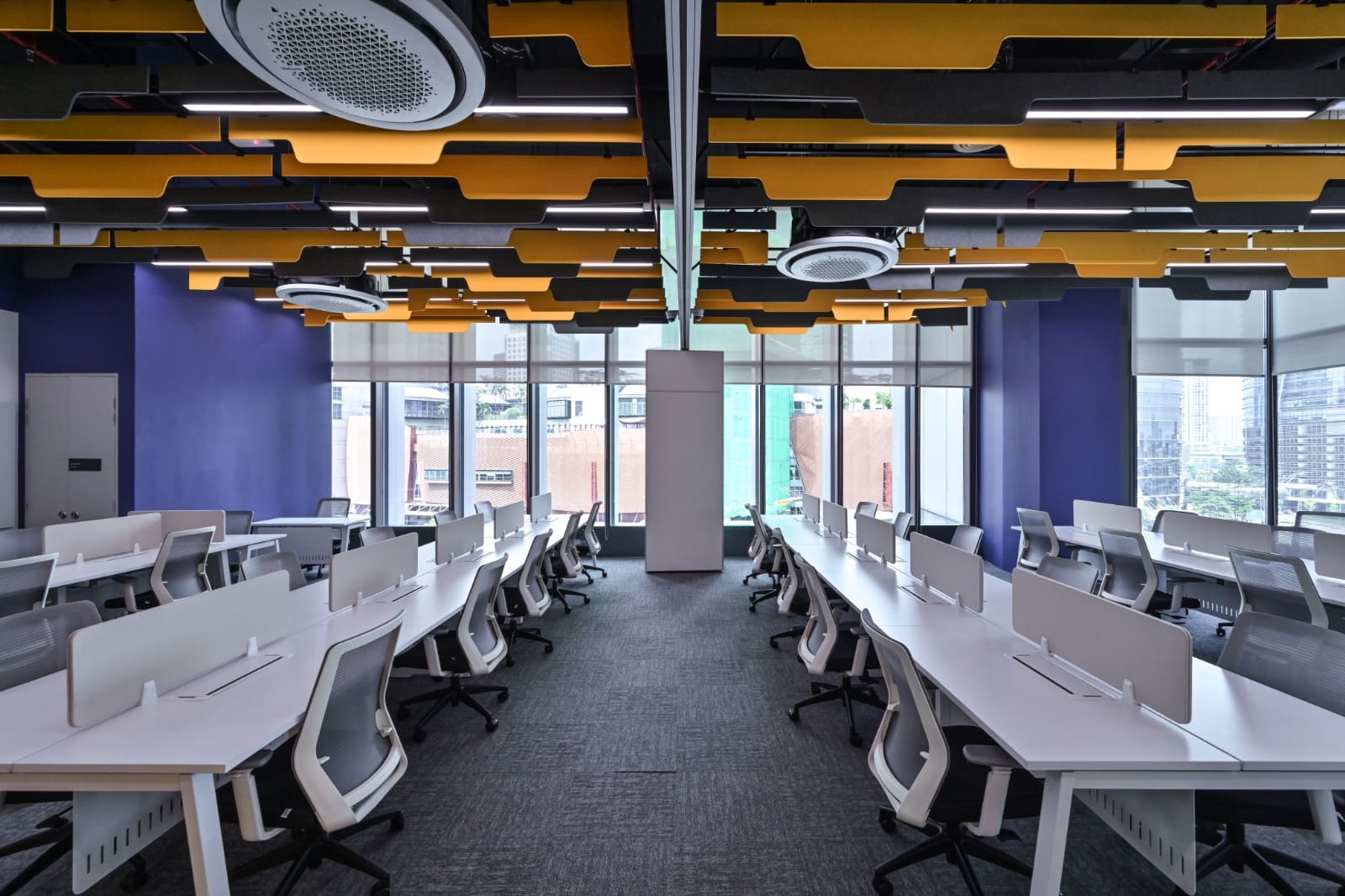The Future of Workspaces: How Smart Office Design is Revolutionizing MNCs in 2024